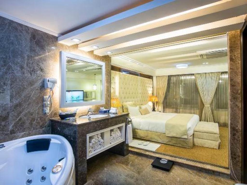 Hotel Agrabad จิตตะกอง ภายนอก รูปภาพ